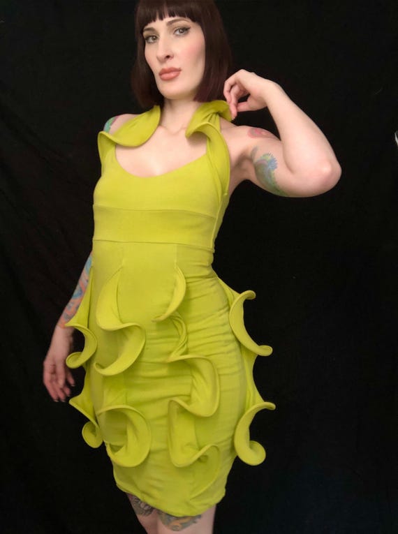 Avant Garde Vintage 90s Y2k Chartreuse Green Cotton Voluminous Structured Ruffle Body Con Party Dress w/ Stand Up Collar - Size Small Xs