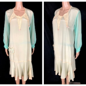 Antique 1920&#39;s Seafoam + Mint Green Silk Chiffon + Lace Drop-Waist Day Dress - size Medium