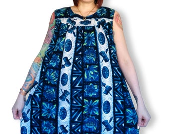Vintage 1960's Hawaiian Floral Tiki Pineapple Print Cotton Tent Dress - size Small Medium Large