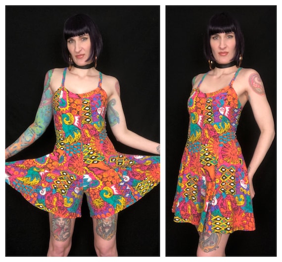 WILD Vintage 90s Rainbow Psychedelic Abstract Colo