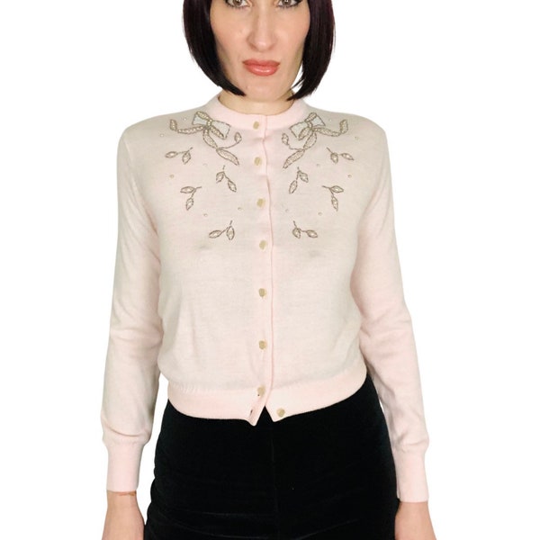 Women's Knit Cardigan with Eye-Catching Pearl Buttons for Casual Outfits