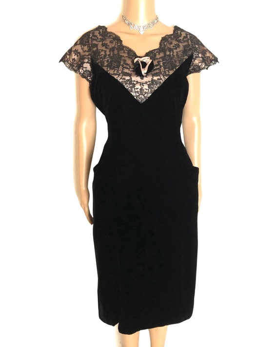 v cut dress office and Boss-Lady Easy-Iron COLOR:Picnic Floral line wide hem design Turning A Dress into