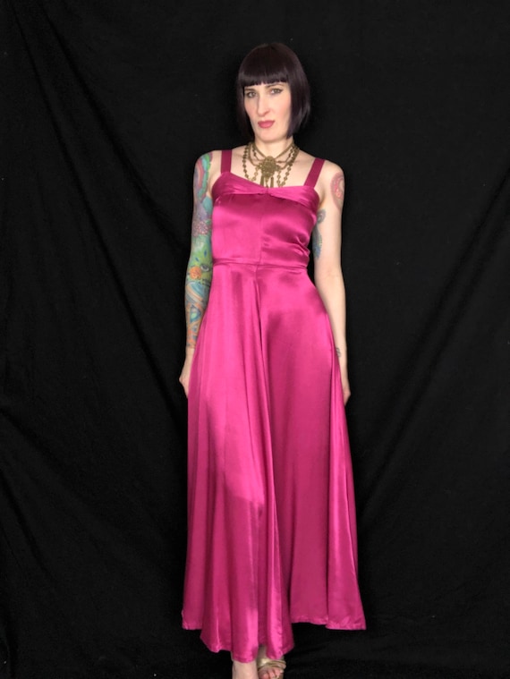 Vintage 1940's Style Raspberry Liquid Satin Old H… - image 2