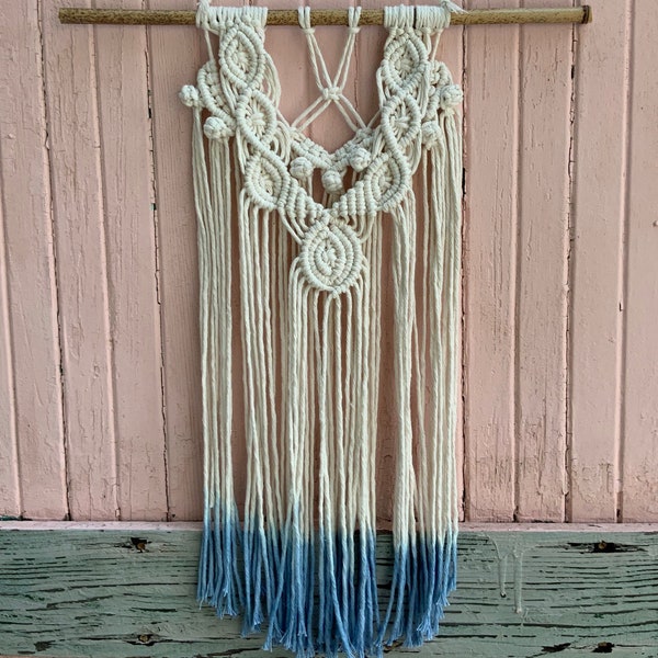 Small dip-dyed macrame wall hanging