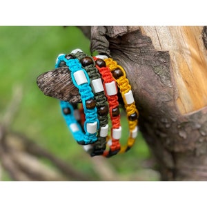 Anti-Tick Dog Collar, Paracord Anti-Tick Dog Necklace, Dog Collar with EM Beads