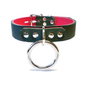 Leather Bondage submissive Collar Large Ring | Red Lining | Bondage play collar for sub 1&quot;