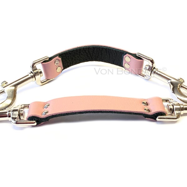 Pink Bondage straps, bdsm straps, leather straps, restraint straps, bdsm-gear, bondage gear, bondage accessory, bdsm accessory