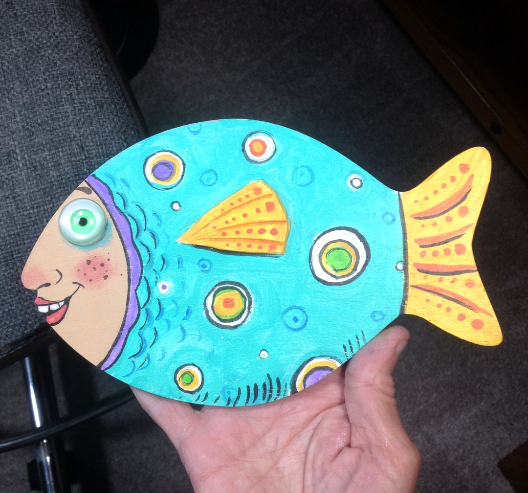 Nosey Fish Wall Plaque. Painted Wood With Glasslike Resin Etsy