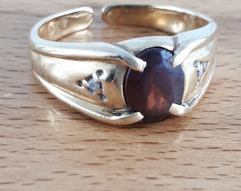 10Kt Garnet Ring Adjustable Garnet Ring Vintage 10 Kt Gold Garnet and Diamond Ring Adjustable Size Unisex Ring Mother's Day gift