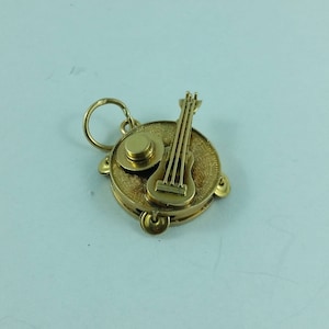 18Kt Tambourine Pendant Vintage  18Kt Gold Tambourine Guitar and Hat Charm for Bracelet or Chain Musical Instrument Charm Christmas Gift