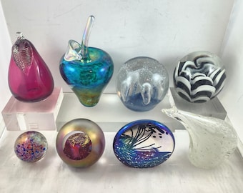 ヴィンテージアートガラスペーパーウェイト8個セット（別売り