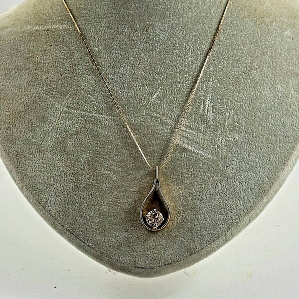 Teardrop Necklace Etsy Canada