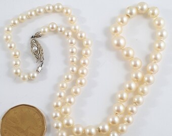 Graduated Pearl Necklace Vintage Mid century Graduated 5 Mm 8.5 Mm