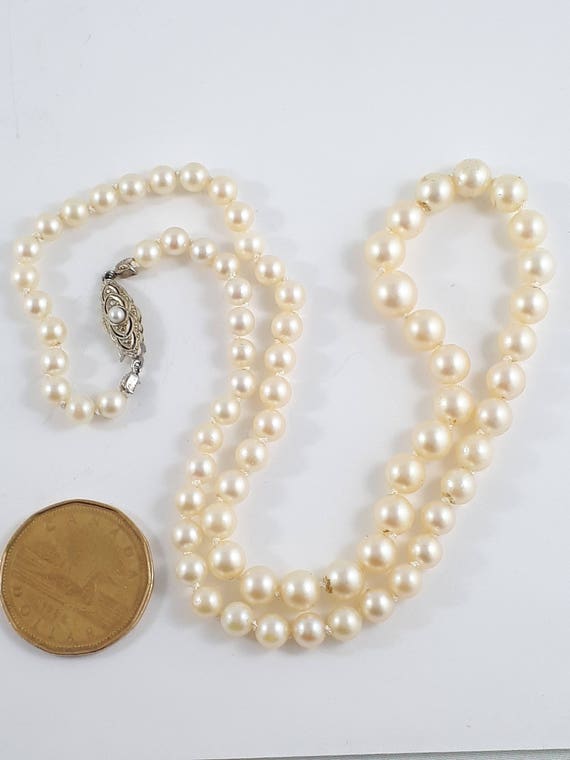 Graduated Pearl Necklace Vintage  Mid-Century Gra… - image 2