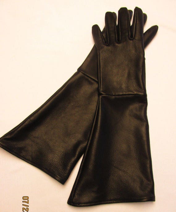 deerskin gauntlet gloves