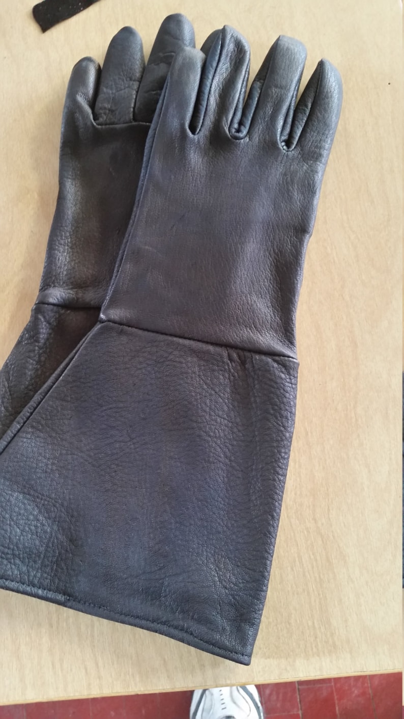 TOUGH GOATSKIN LEATHER MOTORCYCLE SHORT CUFF GLOVES MADE IN THE USA