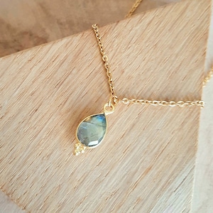 Labradorite Necklace - Natural stone teardrop pendant and gold stainless steel chain - Gift for women