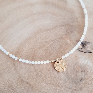 Moonstone Necklace - Gold Stainless Steel Medal Pendant - Women&#39;s Natural Stone Necklace -