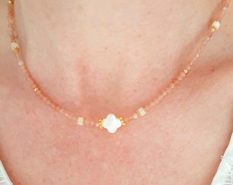 Natural Sunstone beaded necklace - White mother-of-pearl clover pendant - Women's gift