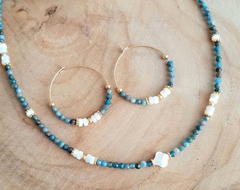 Natural blue apatite bead necklace - White mother-of-pearl clover pendant - Gift for women