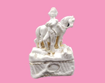 Antique German Conta Boehme figural GEORGE WASHINGTON small fairing trinket box / 1800s white porcelain Washington with horse figural