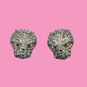 Vintage rhinestone PANTHER head clip-on earrings / 70s goldtone rhinestone panther or tiger head clip-on earrings