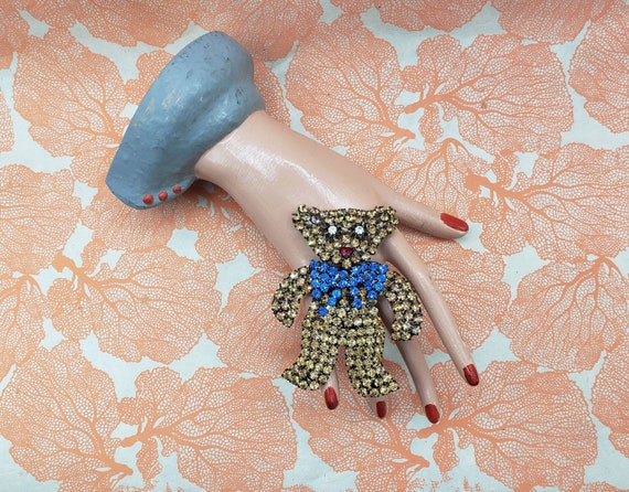 Vintage BETTINA VON WALHOF teddybear pin / brooch… - image 1