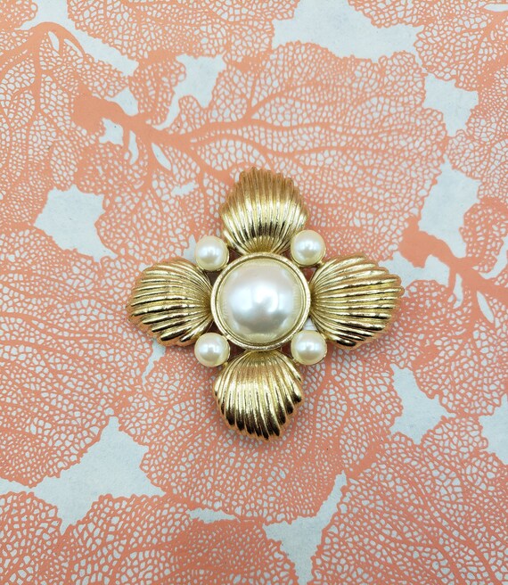 Vintage GIVENCHY signed faux PEARL MALTESE cross b