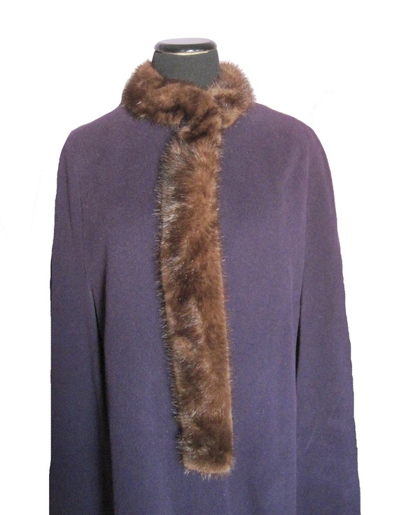 Purple wool full length MINK FUR TRIMMED cape / v… - image 4