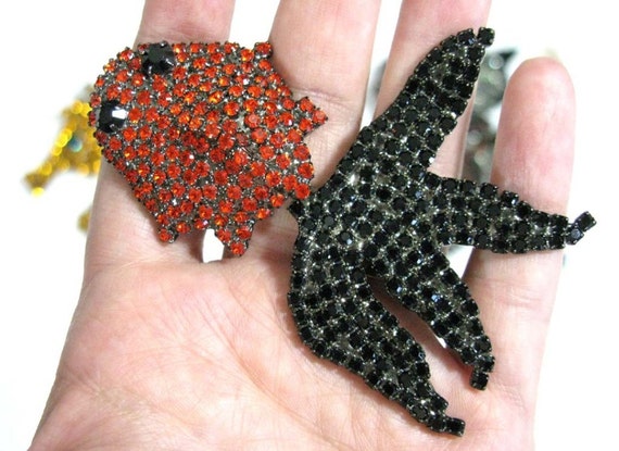 Vintage BETTINA VON WALHOF goldfish pin / brooch … - image 2