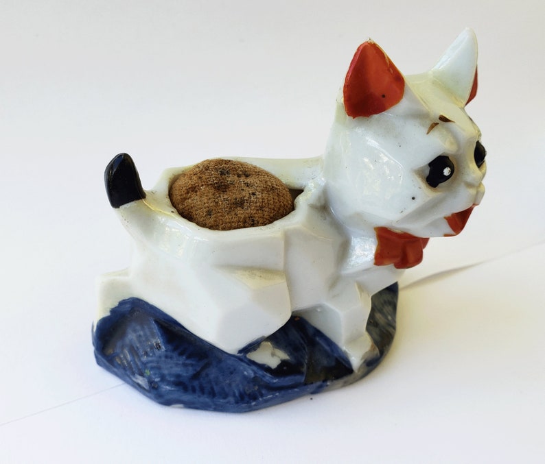 Vintage CAT PIN CUSHION Made in Japan / 1950s Vintage Pin Cushion of
