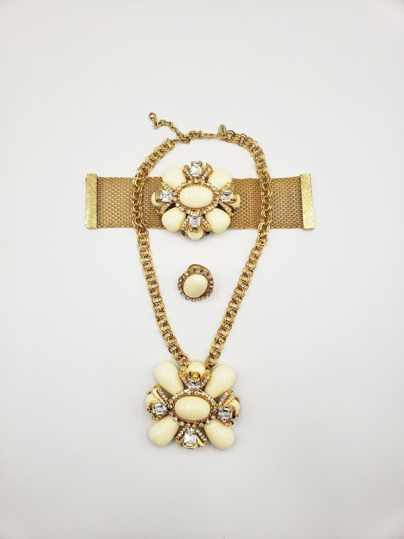 RARE Vintage SCAASI cream cabachon and rhinestone