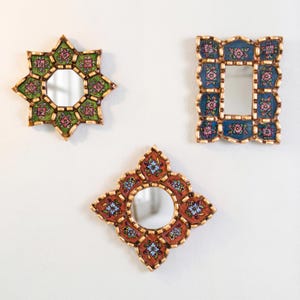 Set di 3 piccoli specchi da parete da 6", decorazione in stile vintage, foglia di bronzo, vetro dipinto a mano peruviano per parete galleria - USA/Canada senza dazi doganali