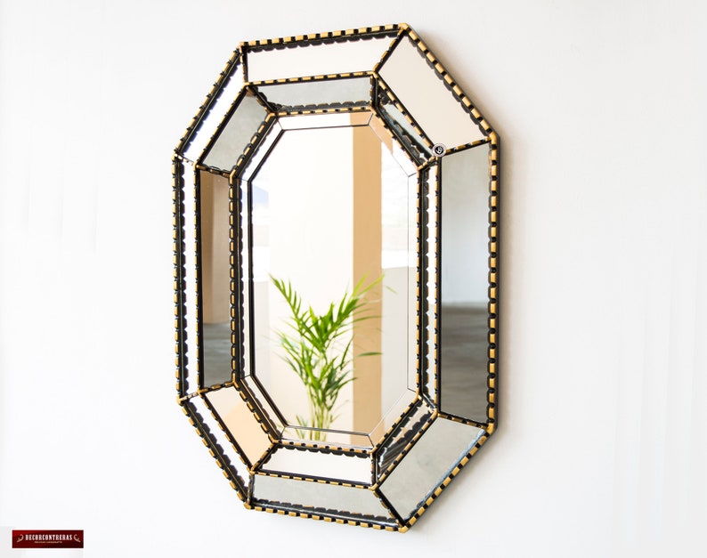 Achteckiger dekorativer Spiegel Handgefertigt Andes Luxury Dekoration für den Haushalt Spiegel mit Holzstruktur Peruanisches Kunsthandwerk Bild 2