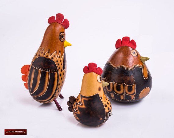 Peruvian Folk Art Hand Carved Gourd set 3 Chikens Family from Peru gourd ornament Handcarved Gourd Calabash Sculpture chikens figurine