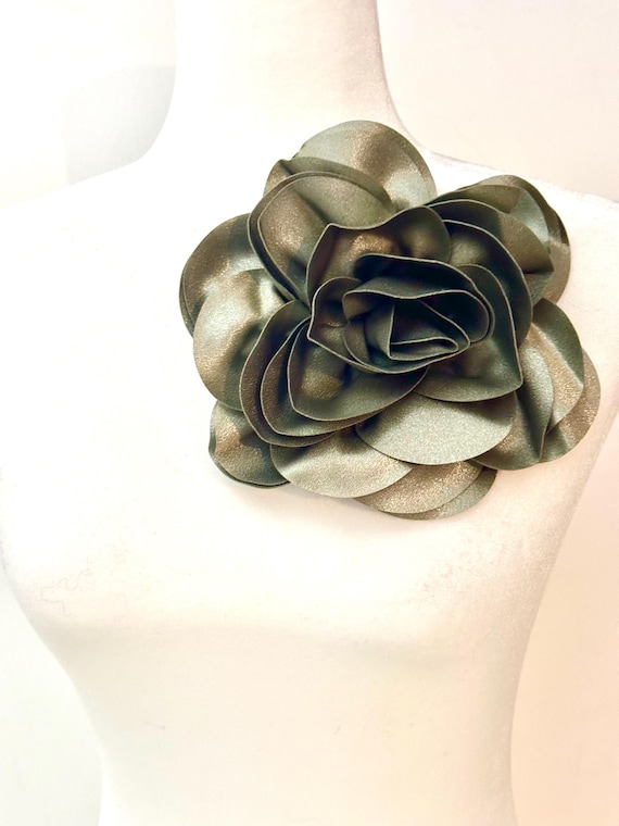 Army Green Flower Pin,Big Flower Brooch Pin, Christmas Brooch, Gold Metallic, Green. Sliver Gray Blue Flower Corsage Pin Boutinerre Brooch