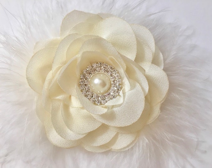 Ivory Graduated Flower Lace Paula Cf main image 1