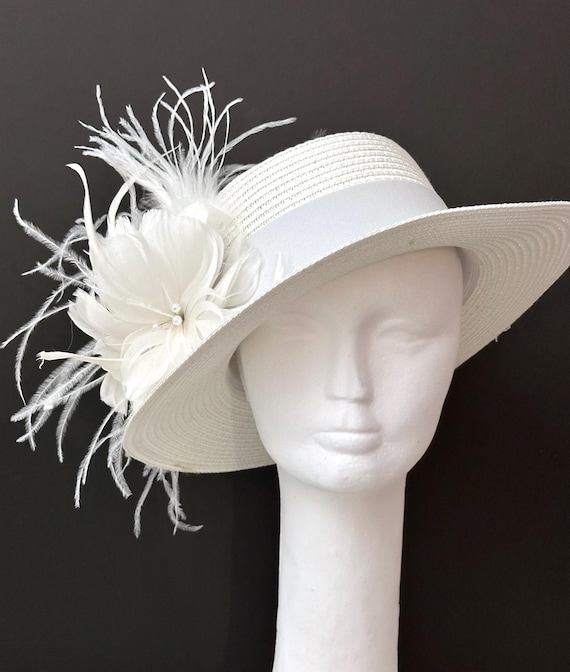White Party Hat, White Derby Hat, Le Diner en Blanc Fascinator Hat, Church Hat Wedding Mother of the Bride Hat, Summer Derby Feather Hat