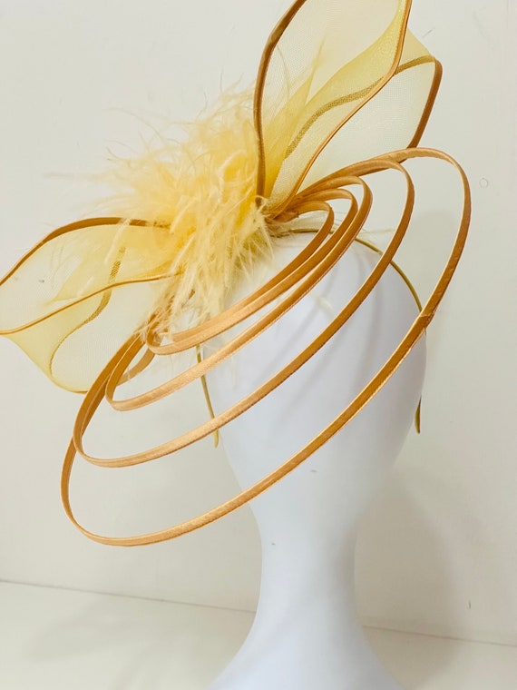 Bow Fascinator Headband, Golden Yellow Kentucky Derby Big Hat, Pale Yellow Gold Feather Bow Fascinator Headband, Modern Bow Spiral Hat