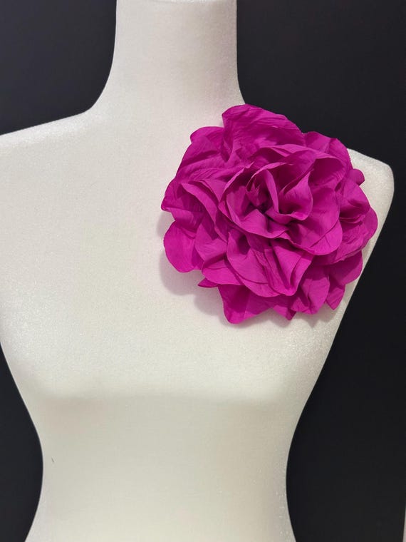 Big Flower Pin, Fuchsia Pink Flower Brooch Pin, Statement Boutonniere, Flower Corsage Pin, Green Flower Pin, Red Flower Pin, Christmas Pin