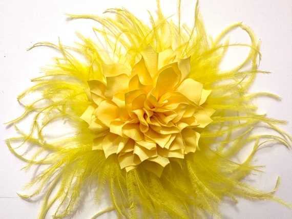 Yellow Fascinator Clip, SunFlower Yellow Feather Flower Clip, Flower Feather Headpieces, Kentucky Derby Fascinator, Yellow Flower Clip