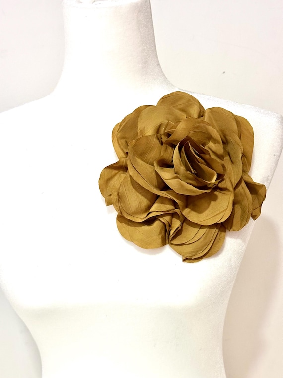 Big Flower Pin, Flower Brooch Pin, Statement Boutonniere, Flower Corsage Pin, Green Flower Pin, Golden Brown, Green, Pink,Red Flower Pin