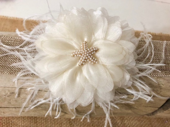 Beach Wedding headpiece, Starfish Feather Fascinator Clip, Bridal Feather Hair piece, Crystal Starfish Wedding Fascinator, Starfish Clip