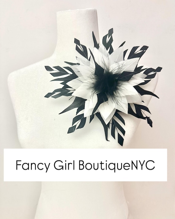Black White Feather Brooch, 3D Feather Brooch Pin: Geometric 3D Black and White Boutonniere Pin