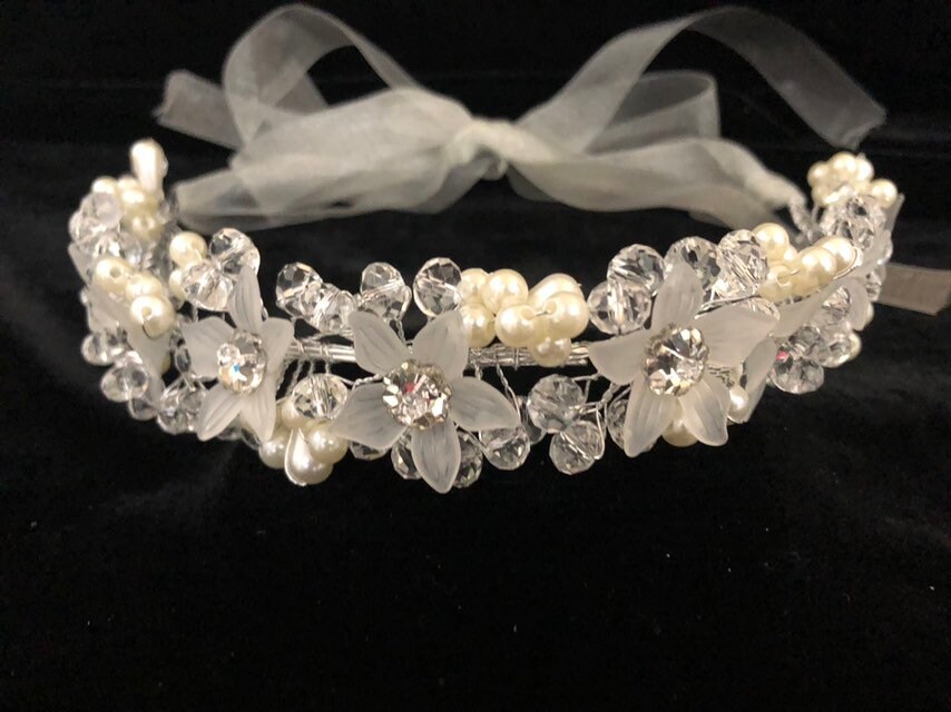 Communion Crown Flower Girl Crown Boho Wedding Crown Pearl Crown Communion Crown Wreath Crystal Crown,Bridal Crown Flower Crown