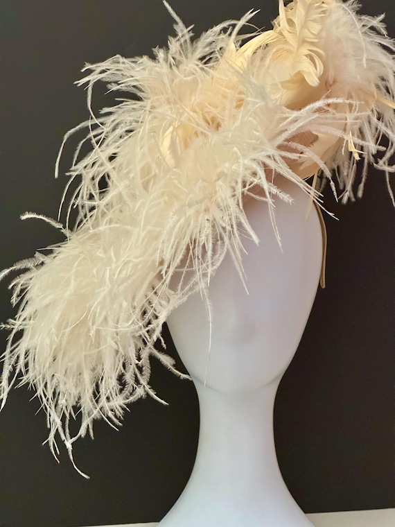 Feather Fascinator Hat, Champagne Blush Pink Derby Fascinator Hat, Church Wedding Hat, Summer Derby Feather Hat, Mother of the Bride Hat