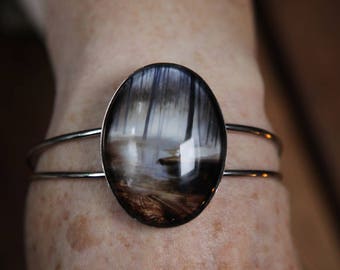 Art Bracelet, silver colored bangle with 30x40mm glass cabochon