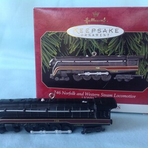 Lionel Train Hallmark Ornament 746 Norfolk and Western Steam Locomotive Fourth in Series Lionel Train