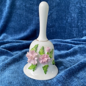 Pink Flower China bell White Bell With Pink Flowers