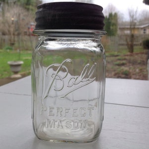 Pint Ball Canning Jar Square Clear glass Pint Canning Jar With Ribbed Sides Zinc Lid